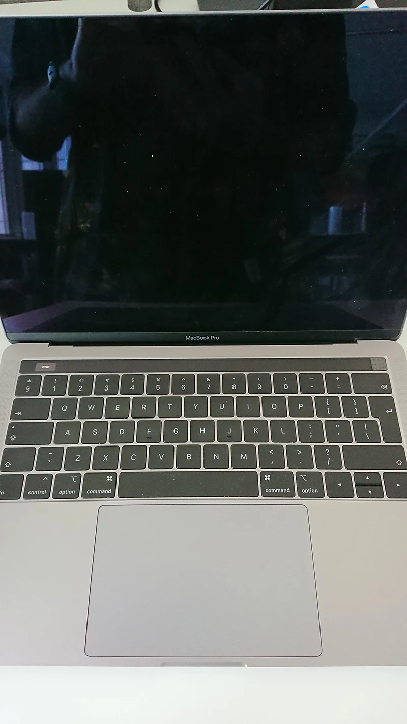 Cửa Hàng Sửa Chữa Macbook Không Lên Nguồn - Sập Nguồn Tại TPHCM
