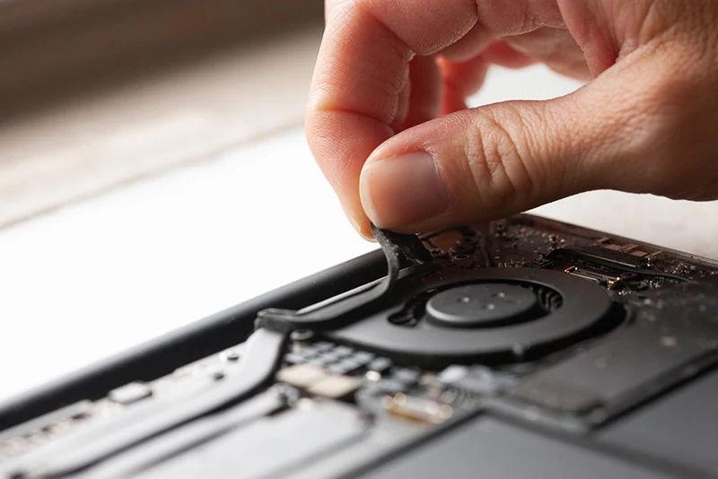 Dịch Vụ Sửa Chữa Macbook Bị Mất Dữ Liệu - Cần Cứu Dữ Liệu Ổ SSD Tại Trung Tâm Tin Học Trường Thịnh