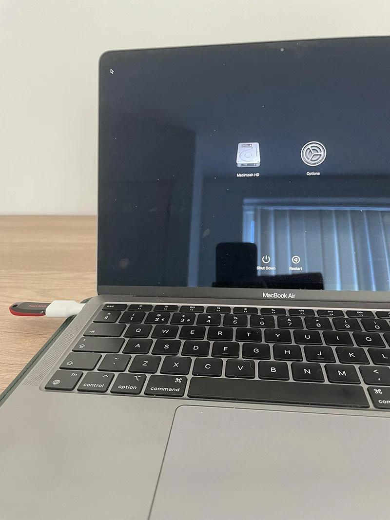 Cửa Hàng Sửa Chữa Macbook Không Nhận USB - Ổ Cứng - Thiết Bị Ngoài Tại TPHCM