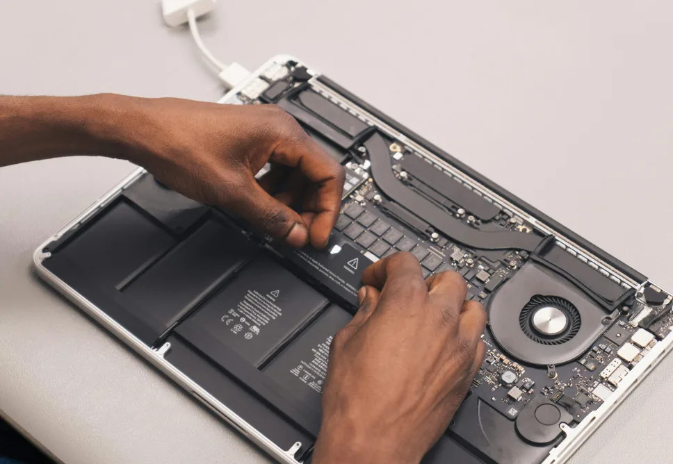 Địa Chỉ Sửa Laptop Không Nhận Màn Hình Ngoài Quận 12