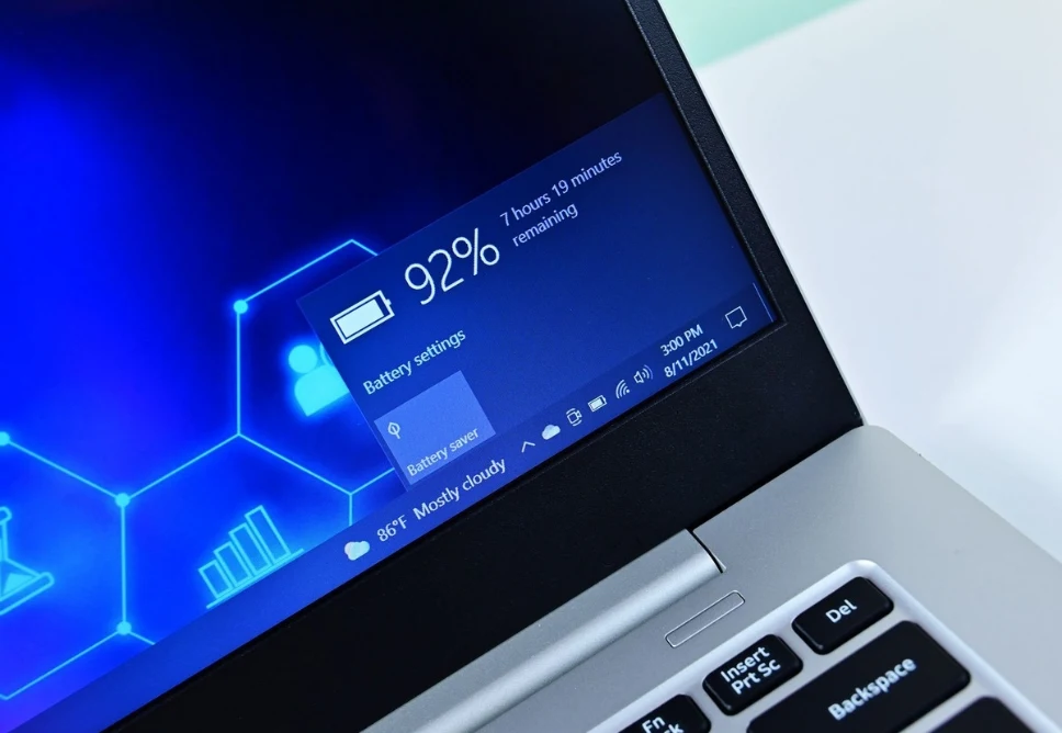 Địa Chỉ Sửa Laptop Không Nhận Sạc Quận 12 Tận Nơi
