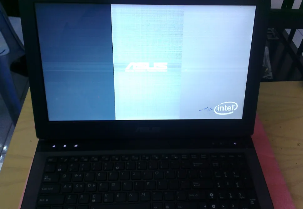 Địa Chỉ Sửa Laptop Màn Hình Mờ TPHCM