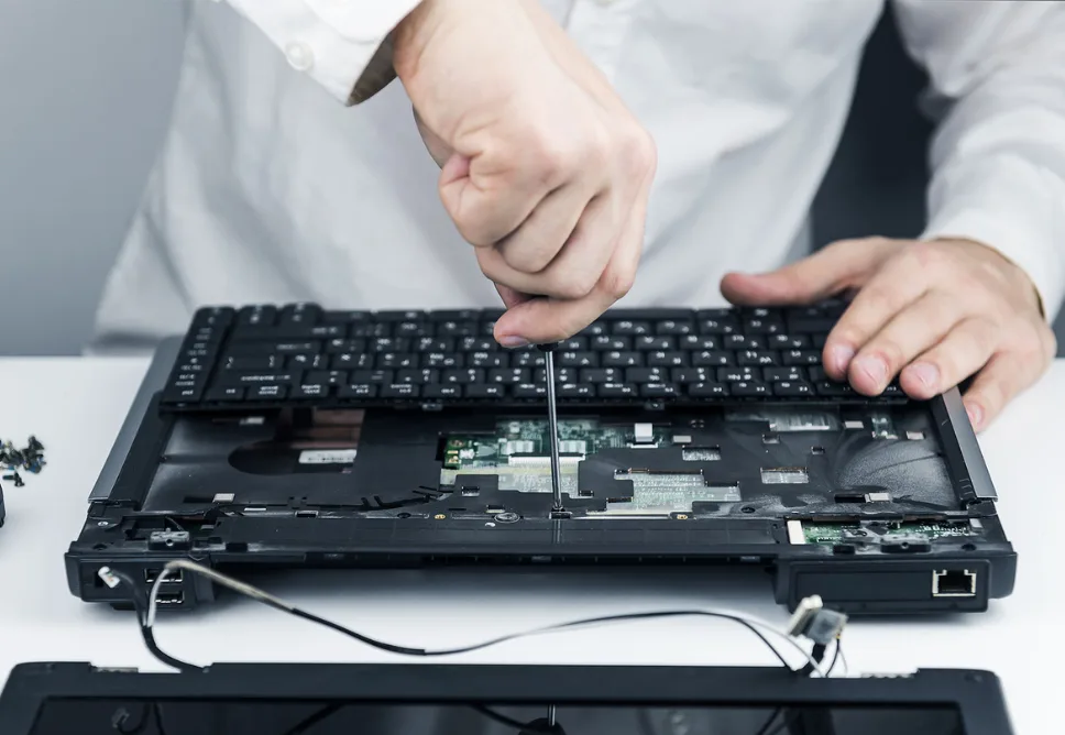 Địa Chỉ Sửa Bàn Phím Laptop Bị Liệt Phím, Kẹt Phím Ở TPHCM