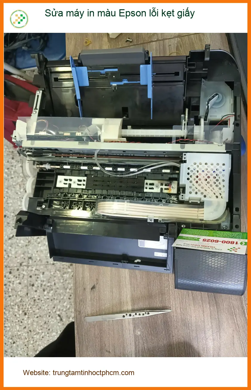 Cô Hương văn phòng bận rộn tìm chỗ Sửa máy in màu Epson lỗi kẹt giấy Quận 7 lấy ngay ảnh thực tế 1