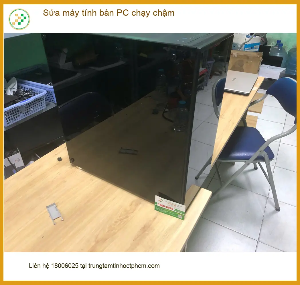 Chị Diệu thiết kế đồ họa vật vã với máy tính bàn PC chạy chậm ở Quận Bình Tân ảnh thực tế 1